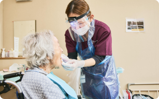 歯科衛生士による口腔ケア